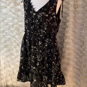 Cupcakes and cashmere dress size 8